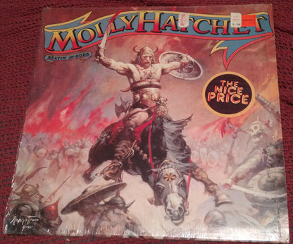 Molly Hatchet : Beatin' The Odds (LP, Album, RE)