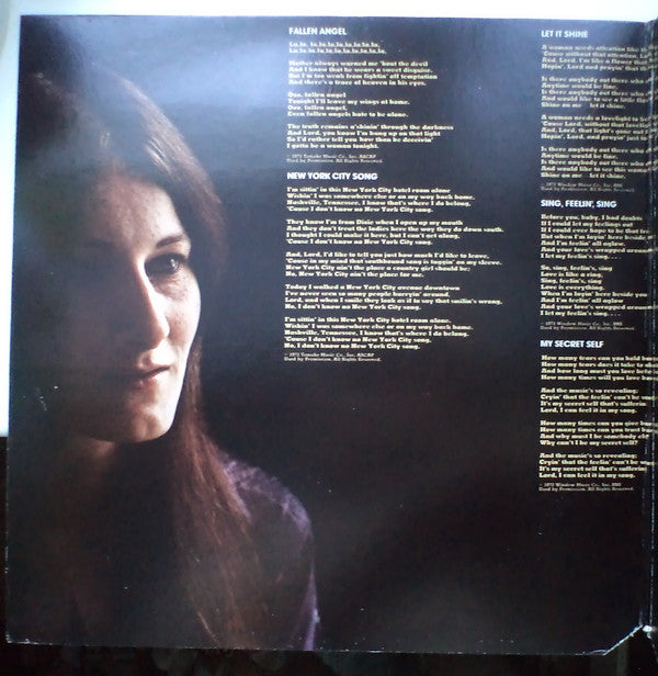 Linda Hargrove : Music Is Your Mistress (LP, Album, Pit)