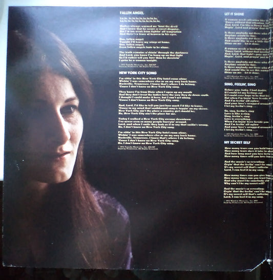 Linda Hargrove : Music Is Your Mistress (LP, Album, Pit)