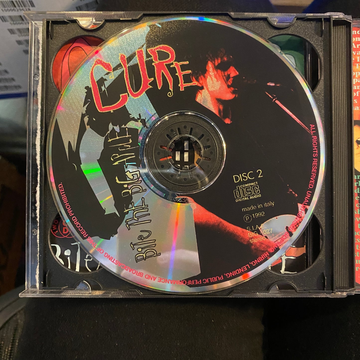 The Cure – Bite The Big Apple