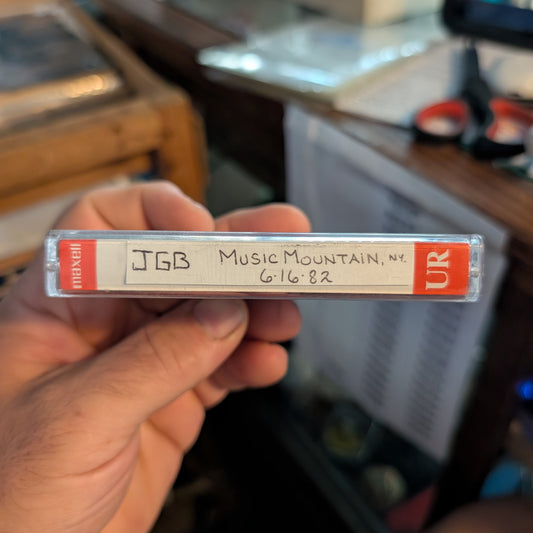 The Jerry Garcia Band - 6/16/82 Music Mountain (Bootleg Cassette)
