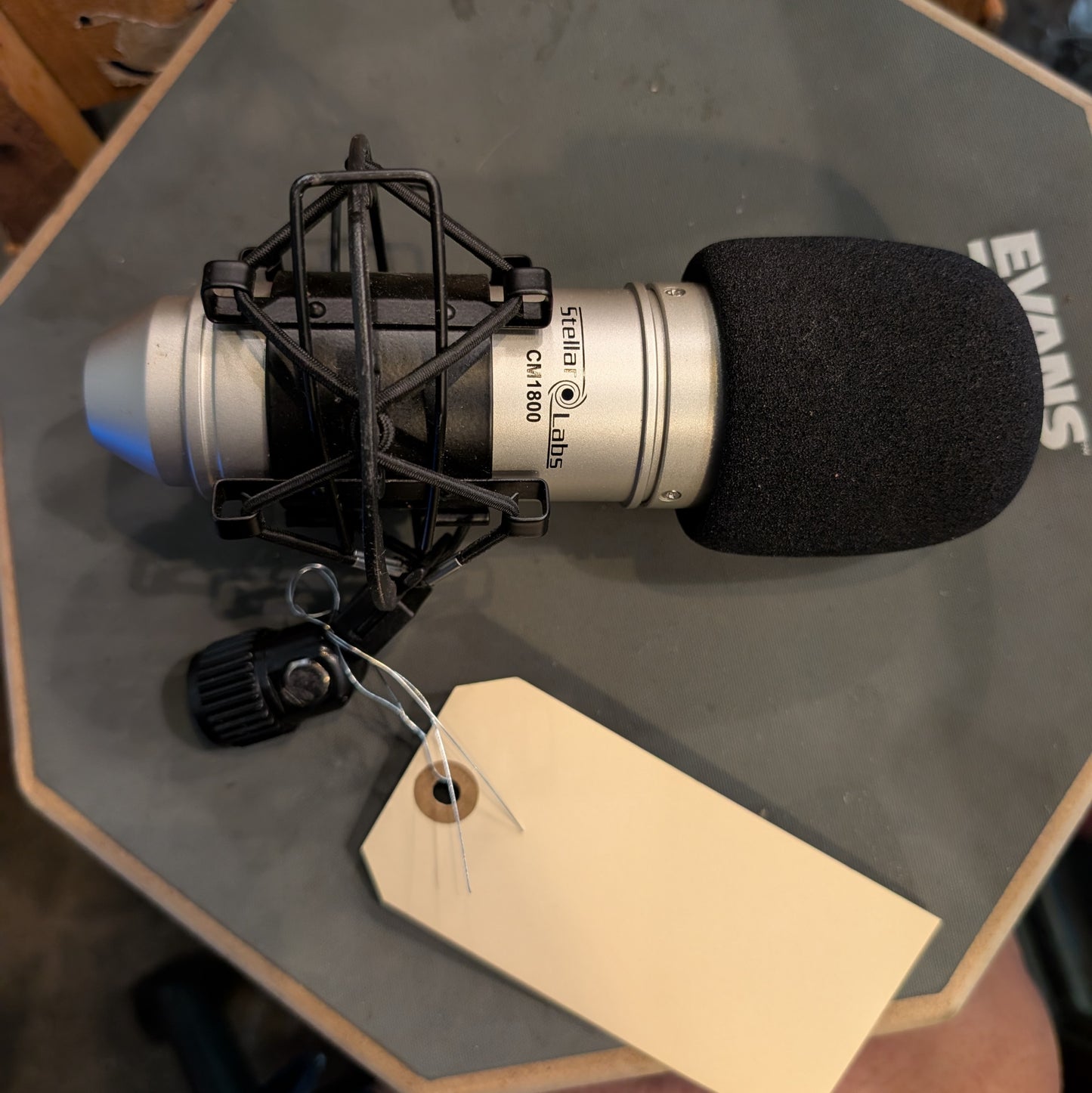 Stellar Labs CM1800 studio condenser microphone + Shock mount  ***PICK-UP ONLY***