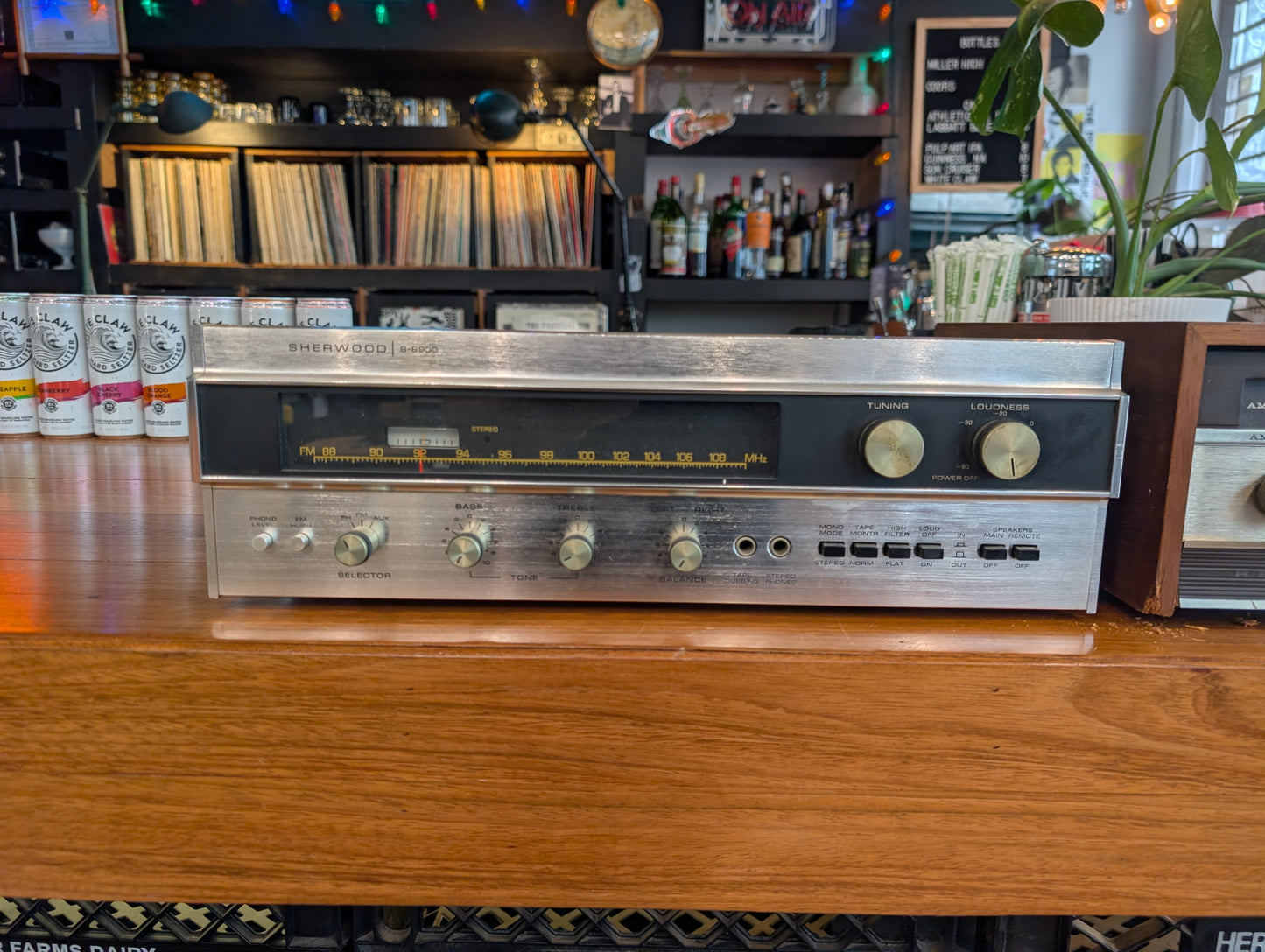 Sherwood S-8900 (AS-IS) ***PICK-UP ONLY***
